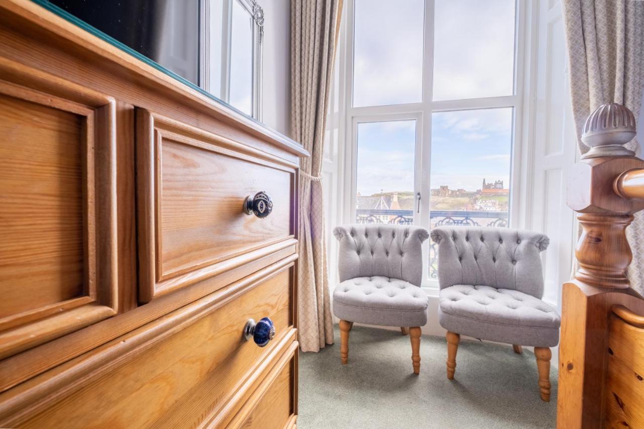Number 7 Guest House Whitby Extérieur photo